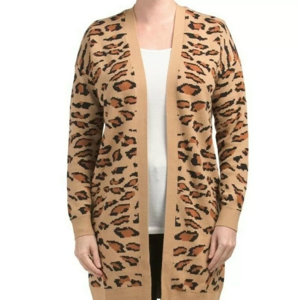Gorgeous leopard Splendid cardigan